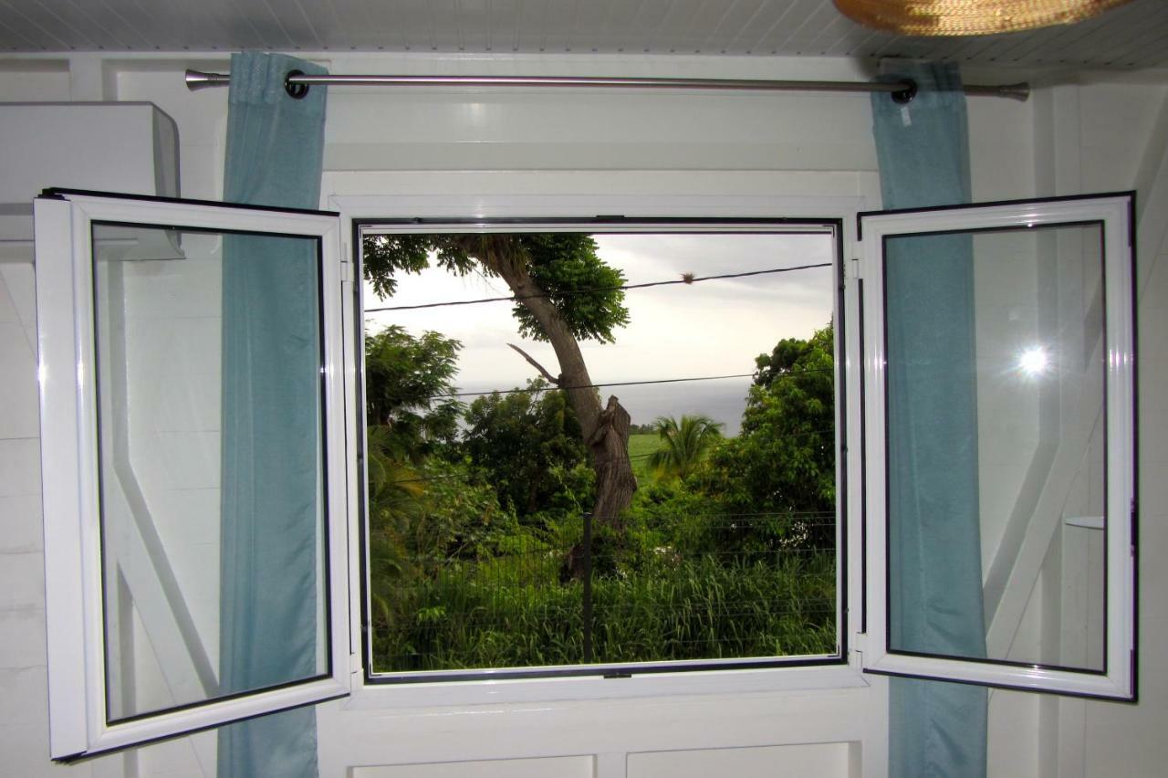Or Bleu-Bungalow Volcan Soufriere-Vue Sur Mer Saint-Claude Eksteriør billede
